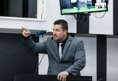 Rafael Ranalli propõe punições rigorosas contra sexualização infantil em conteúdo digital e&nbsp;eventos