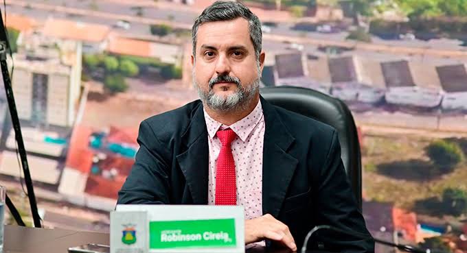 Ex-vereador do PT protocola pedido de cassação contra Abílio&nbsp;Brunini