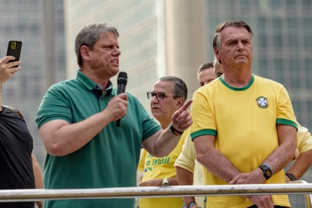 Bolsonaro sinaliza apoio a Tarcísio para eleição presidencial de&nbsp;2026