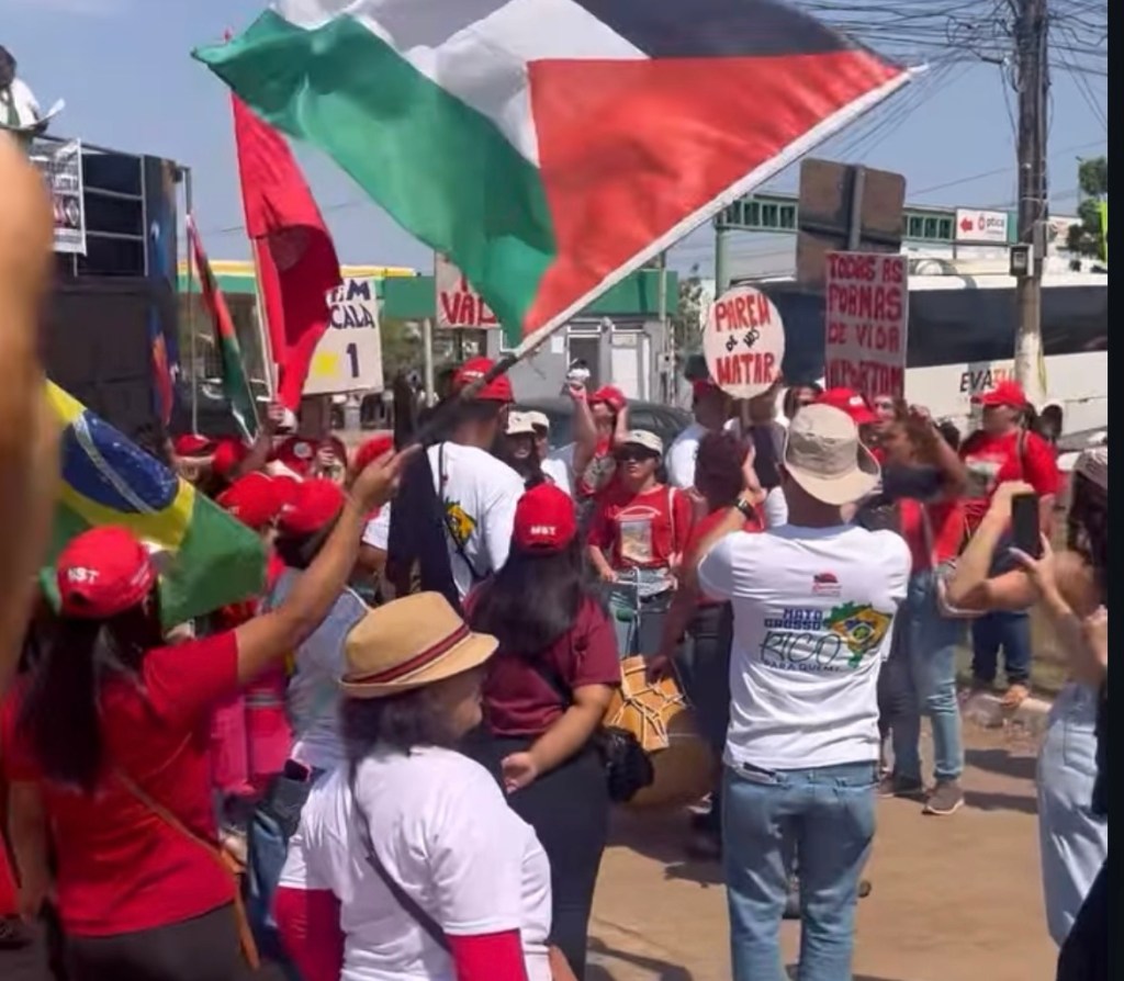 Esquerda vai às ruas em Cuiabá, mas adesão é pífia. Veja o&nbsp;vídeo