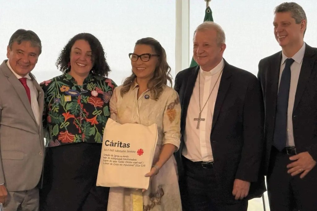 Arcebispo de Cuiabá marca presença ao lado de Janja em&nbsp;Brasília