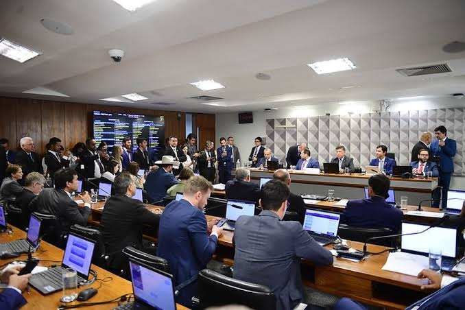 Investigados do Rombo no INSS Não Precisam Comparecer à CPMI, Decide&nbsp;STF