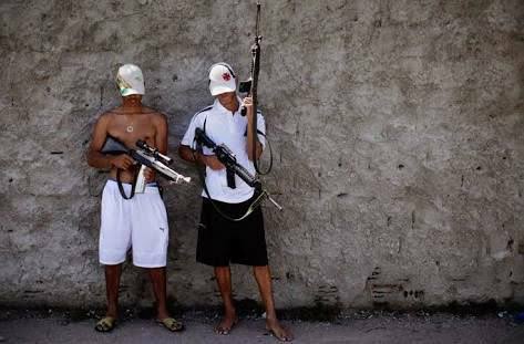 Mais de 20 milhões vivem sob domínio de facções e milícias no Brasil, aponta&nbsp;pesquisa