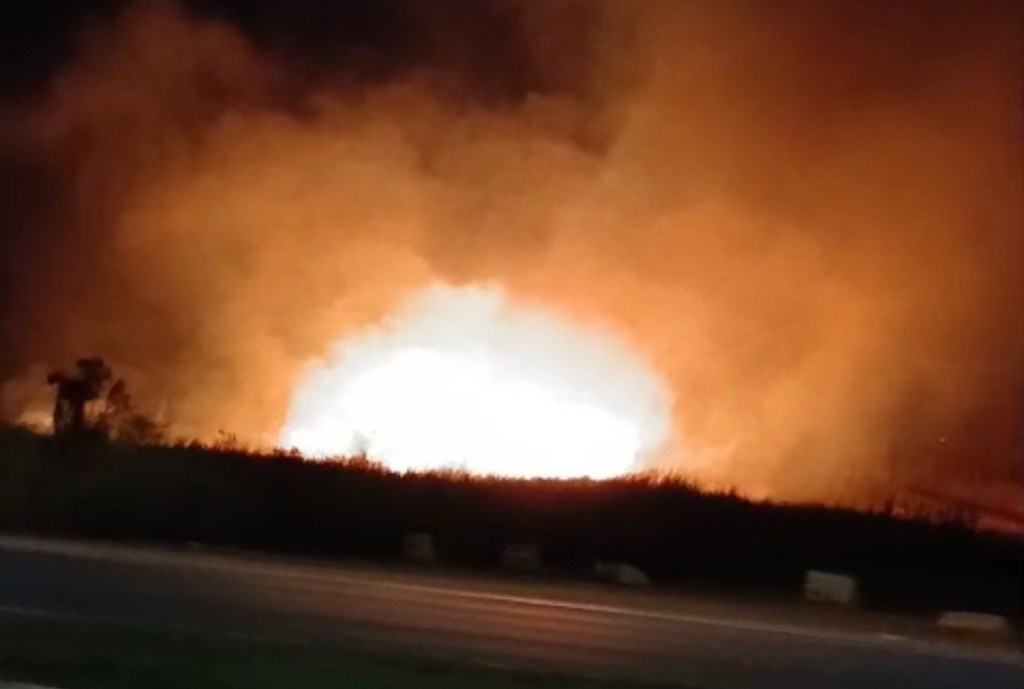 Incêndio Próximo ao Contorno Leste Assusta Moradores. Veja o&nbsp;vídeo