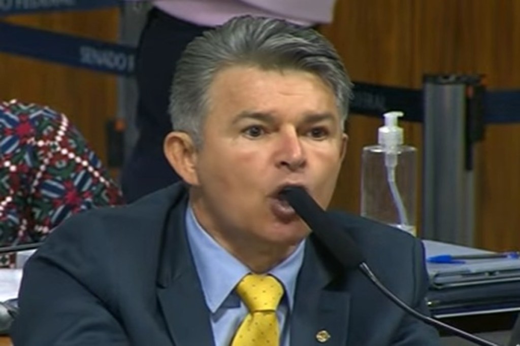 Deputado José Medeiros enquadra advogada na CPMI do INSS: “Fique no seu lugar” .Veja o&nbsp;vídeo