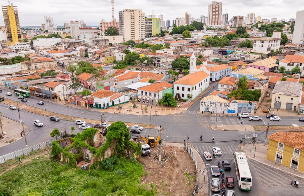 Prefeitura intensifica ação de limpeza e garante mais segurança na Ilha da&nbsp;Banana