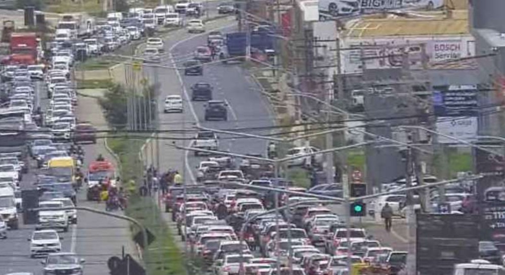 Tragédia na FEB: Mulher é Atropelada e Cena Assustadora Interrompe Trânsito. Veja o&nbsp;vídeo