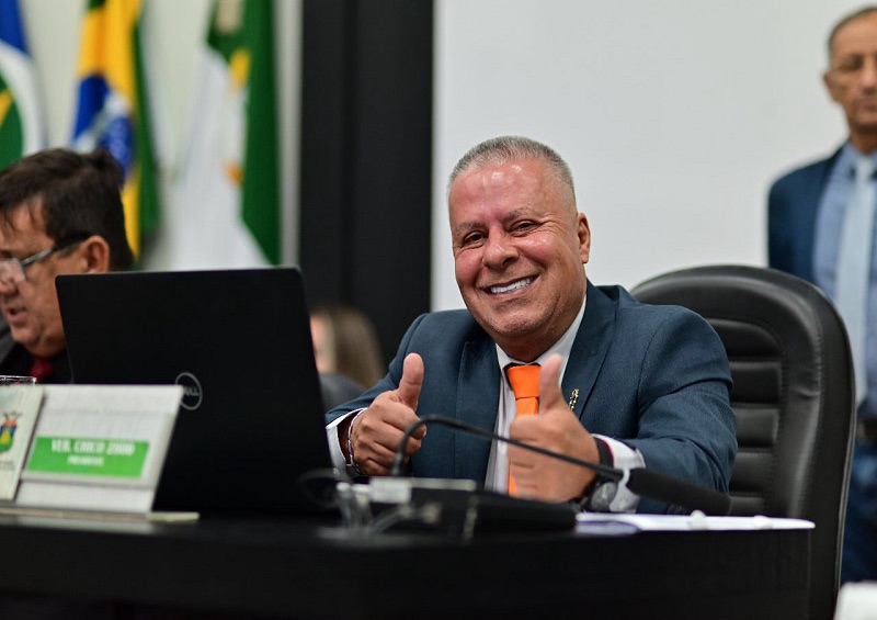 Com 15 votos, vereadores rejeitam investigação contra Chico&nbsp;2000