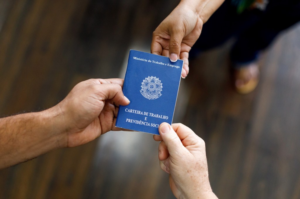 Salário de até R$ 5 mil chama atenção em vagas abertas pelo Sine de&nbsp;Cuiabá