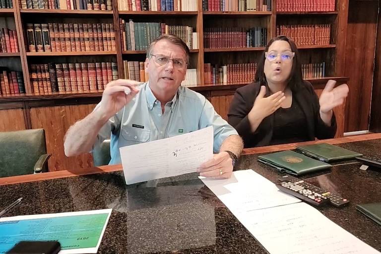 Jair Bolsonaro prepara lista com seus pré-candidatos ao Senado e aos governos&nbsp;estaduais
